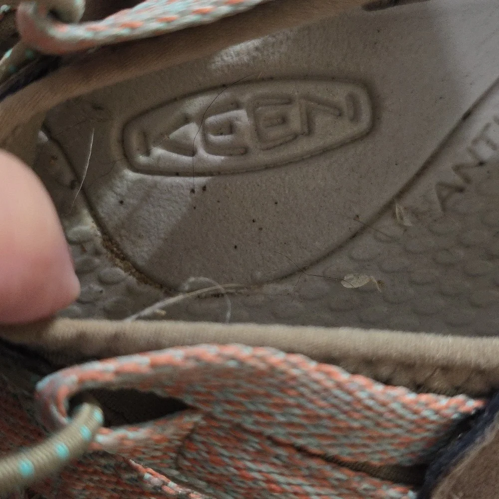 Keen Women's Multi-Color Strappy Sandals Outdoors Waterproof‎ Comfort Sz 7.5 EUC